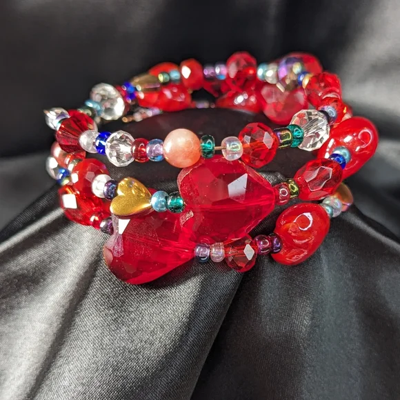 Red Hearts & Hematite Beads Bracelet Crystals Glass Beads Handmade Artisan Bling - Picture 7 of 12